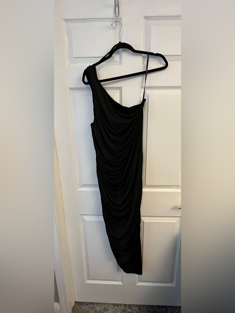 Asymmetric One-Shoulder Black Draped Dress